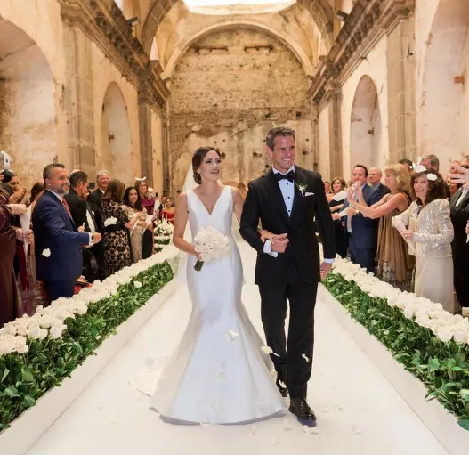 Adam Kinzinger's Wife