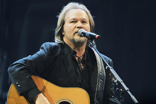 Travis Tritt's Wife
