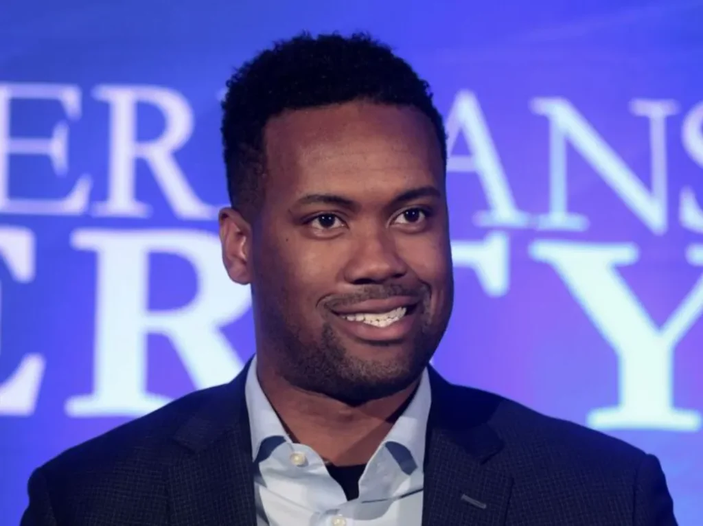 Lawrence Jones' Wife, Age, Height, Weight, Net Worth, Career, And Full Bio In 2025