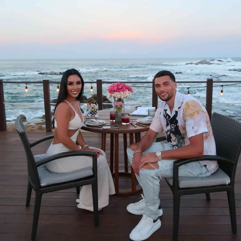 Zach Lavine Wife, Age, Height, Weight, Net Worth, Career, And Full Bio In 2025