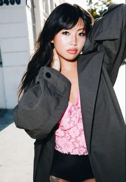 Beabadoobee Net Worth Revealing Her Impressive Earnings in 2025
