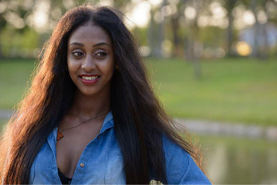 The Elevated Blowout Era: How Kinky Straight Hair Extensions Fit 2025’s ‘Soft Volume’ Trend The Elevated Blowout Era: How Kinky Straight Hair Extensions Fit 2025’s ‘Soft Volume’ Trend